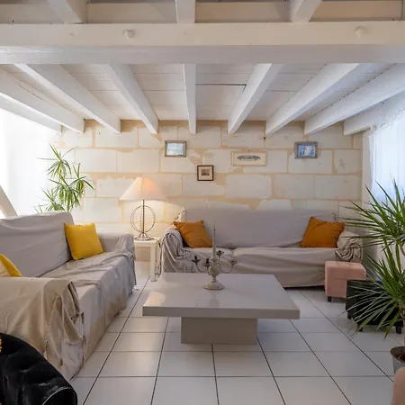 Holiday home Maison De Vigneron